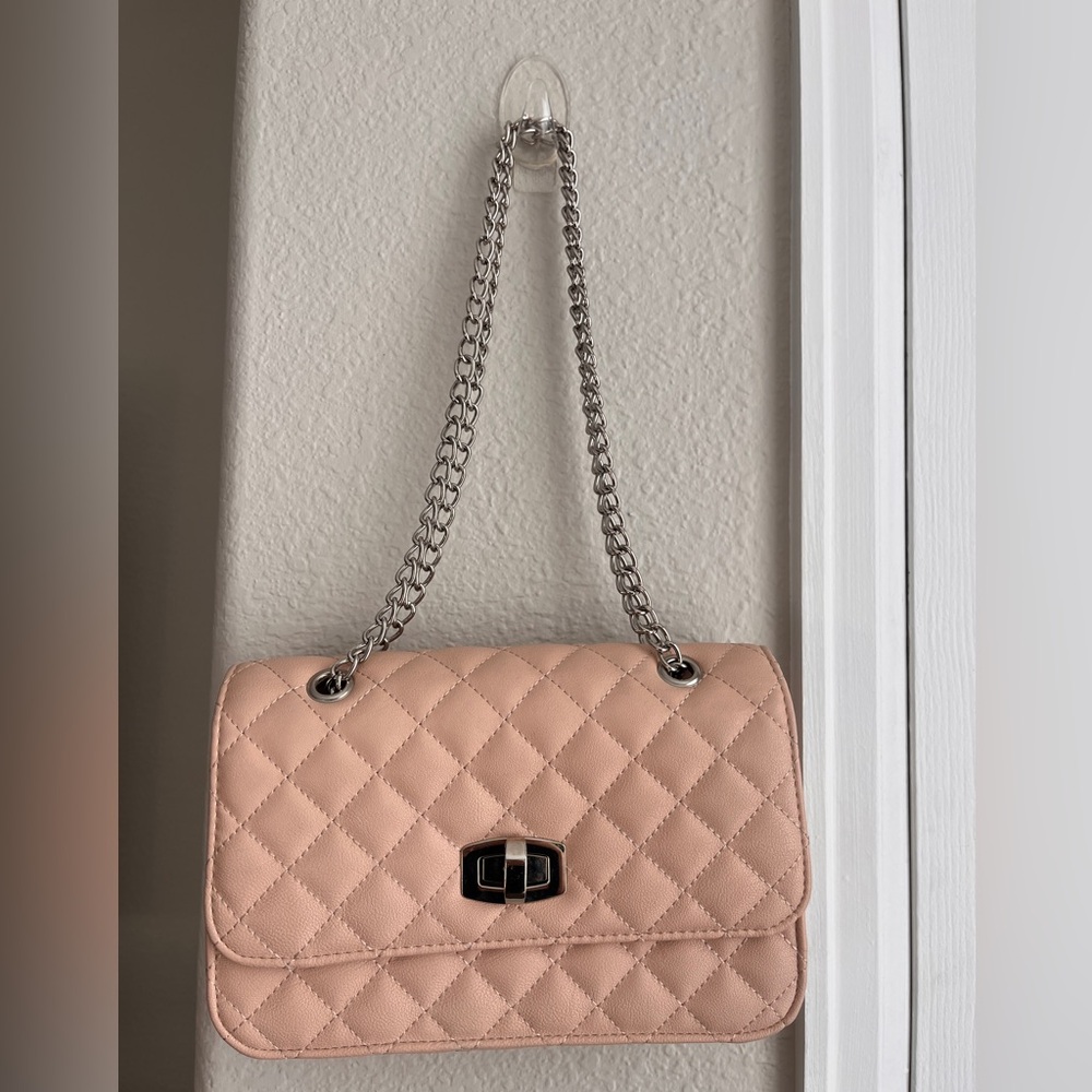 Express Blush Quilted Chain Shoulder Purse